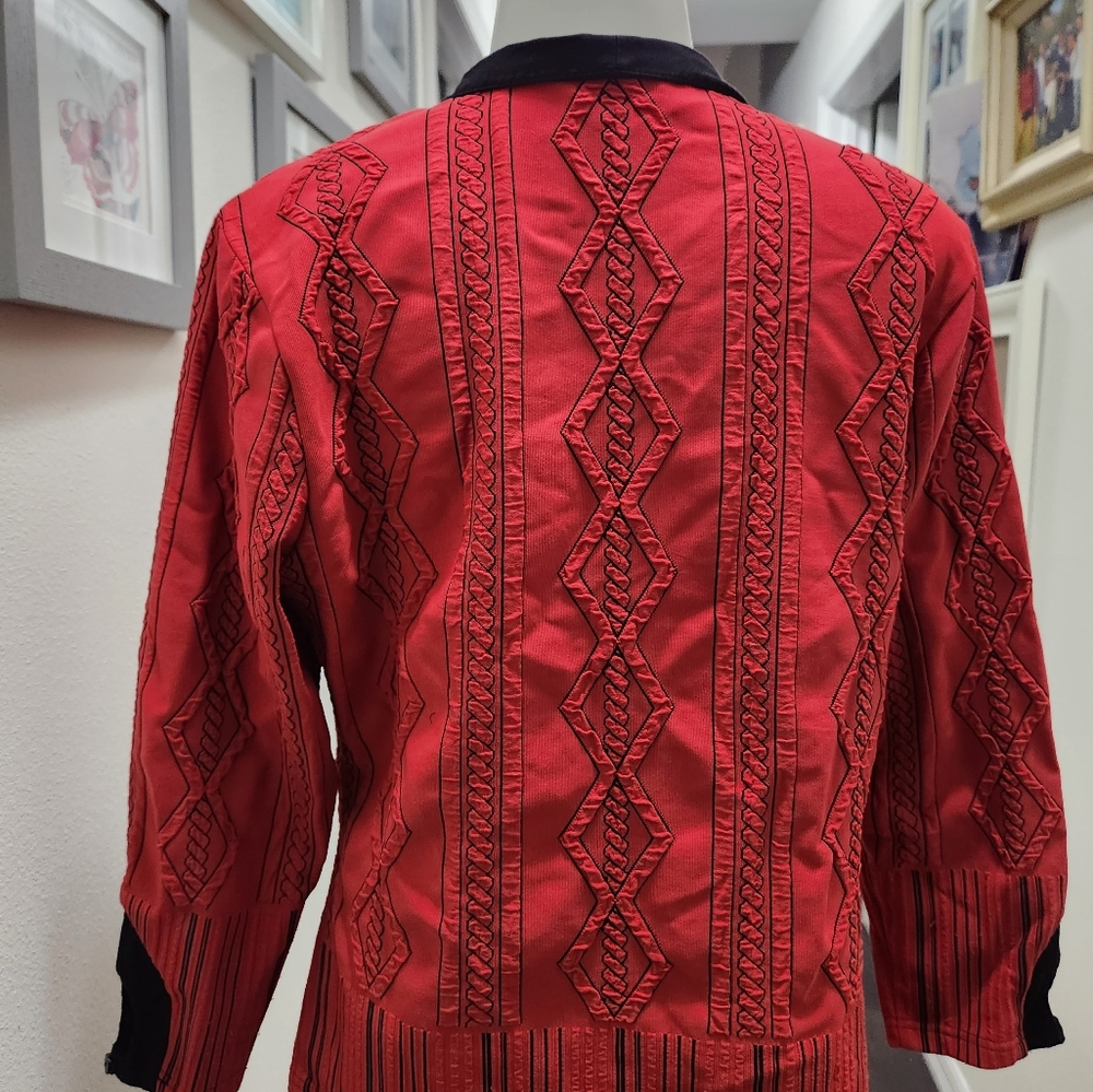 Top with Zipper - Picture 7 of 9